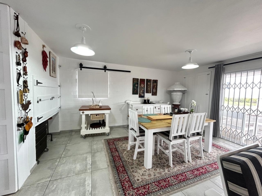 3 Bedroom Property for Sale in Britannia Bay Western Cape